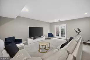 8306 Elm Grove Ct, Vienna, VA 22182 - Photo 36