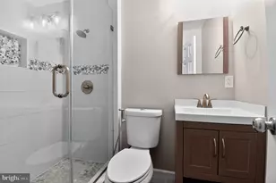1819 Anderson Rd, Falls Church, VA 22043 - Photo 12
