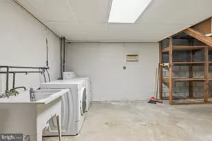 8311 W Boulevard Dr, Alexandria, VA 22308 - Photo 24