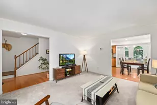 13422 Point Pleasant Dr, Chantilly, VA 20151 - Photo 6