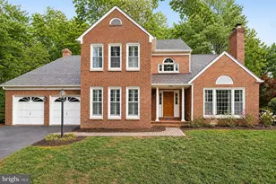 2989 Franklin Oaks Dr, Herndon, VA 20171 - Photo 4