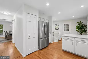 11732 Stuart Mill Rd, Oakton, VA 22124 - Photo 14