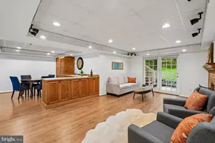 11732 Stuart Mill Rd, Oakton, VA 22124 - Photo 48