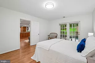 11732 Stuart Mill Rd, Oakton, VA 22124 - Photo 56