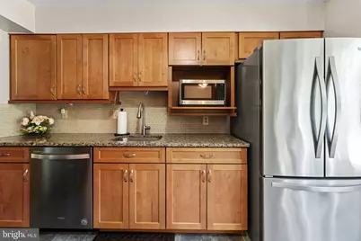 7027 Solomon Seal Court, Springfield, VA 22152 - Photo 10