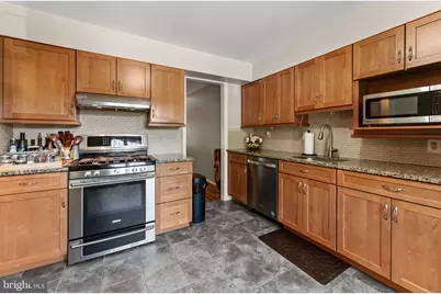 7027 Solomon Seal Court, Springfield, VA 22152 - Photo 12