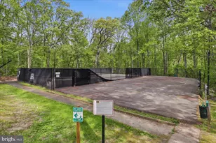 5801 Rexford Dr, Springfield, VA 22152 - Photo 26