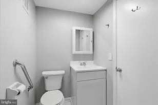 5801 Rexford Dr, Springfield, VA 22152 - Photo 18