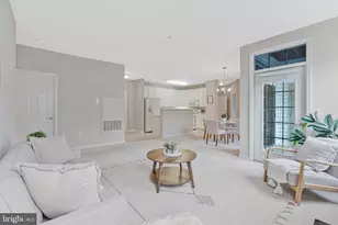 11575 Cavalier Landing Ct, Fairfax, VA 22030 - Photo 4