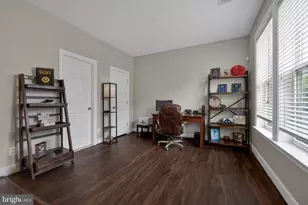 2037 Blunt Lane, Alexandria, VA 22303 - Photo 8