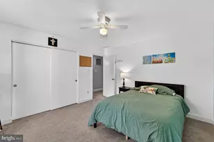 12168 Eddyspark Dr, Herndon, VA 20170 - Photo 38