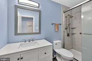 12168 Eddyspark Dr, Herndon, VA 20170 - Photo 36