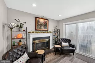 12168 Eddyspark Dr, Herndon, VA 20170 - Photo 30