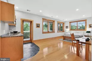 2136 Powhatan St, Falls Church, VA 22043 - Photo 30