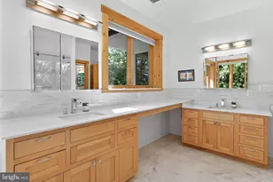 2136 Powhatan St, Falls Church, VA 22043 - Photo 40