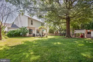 14617 Lock Dr, Centreville, VA 20120 - Photo 30