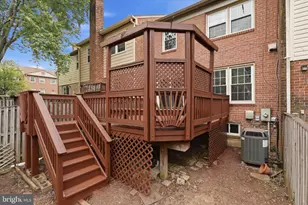 10256 Friendship Ct, Fairfax, VA 22032 - Photo 36