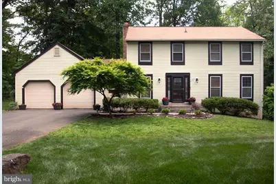 5839 New England Woods Drive, Burke, VA 22015 - Photo 2