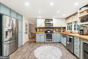5839 New England Woods Dr, Burke, VA 22015 - Photo 12