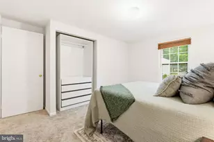 5839 New England Woods Dr, Burke, VA 22015 - Photo 32
