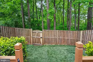 5866 Wood Flower Ct, Burke, VA 22015 - Photo 38