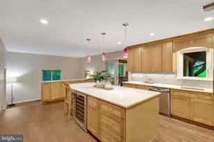 12009 Canter Ln, Reston, VA 20191 - Photo 6
