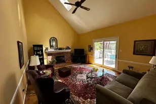8229 Bell Ln, Vienna, VA 22182 - Photo 16