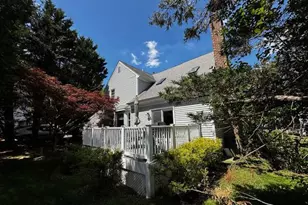 8229 Bell Ln, Vienna, VA 22182 - Photo 6