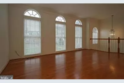 7981 Reserve Way, Vienna, VA 22182 - Photo 4