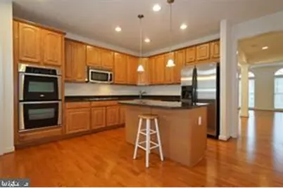 7981 Reserve Way, Vienna, VA 22182 - Photo 2