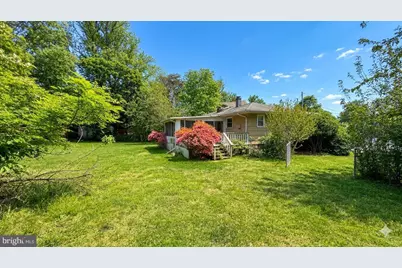 902 Olympian Circle SW, Vienna, VA 22180 - Photo 4