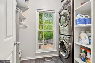 1300 Cassia St, Herndon, VA 20170 - Photo 24