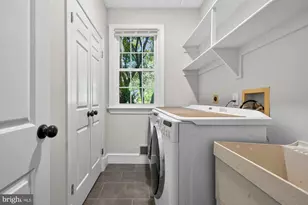 1504 Night Shade Ct, Vienna, VA 22182 - Photo 32