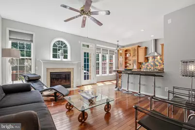 6202 Manchester Park Circle, Alexandria, VA 22310 - Photo 10