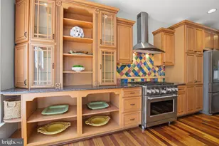 6202 Manchester Park Cir, Alexandria, VA 22310 - Photo 14