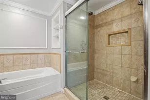 6202 Manchester Park Cir, Alexandria, VA 22310 - Photo 28