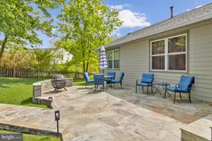 6615 Crayford St, Burke, VA 22015 - Photo 46