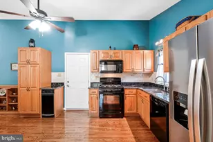 6615 Crayford St, Burke, VA 22015 - Photo 4