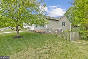 6615 Crayford St, Burke, VA 22015 - Photo 38