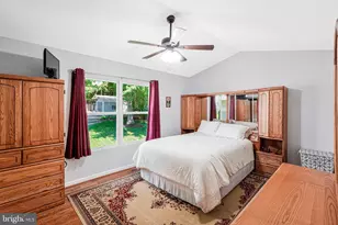 6615 Crayford St, Burke, VA 22015 - Photo 12