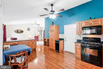 6615 Crayford Street, Burke, VA 22015 - Photo 6