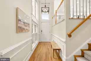 5420 Edsall Ridge Pl, Alexandria, VA 22312 - Photo 2