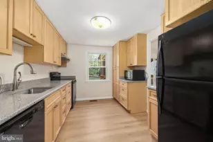 515 Worchester St, Herndon, VA 20170 - Photo 12