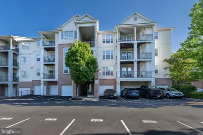 12100 Garden Grove Circle #303, Fairfax, VA 22030 - Photo 2