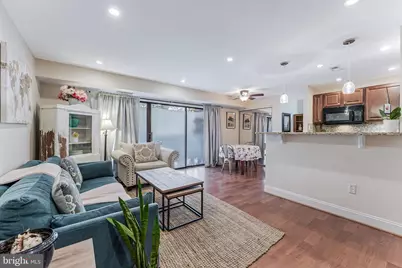 7604 Savannah Street #T1, Falls Church, VA 22043 - Photo 6