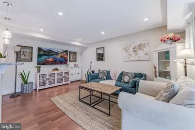 7604 Savannah Street #T1, Falls Church, VA 22043 - Photo 4