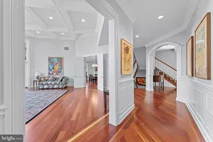 8541 Old Dominion Dr, McLean, VA 22102 - Photo 16