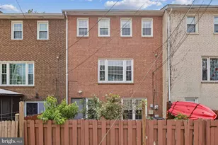 8227 McClelland, Alexandria, VA 22309 - Photo 4