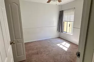 2366 Soft Wind Ct, Reston, VA 20191 - Photo 2