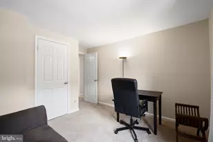 8943 Park Forest Dr, Springfield, VA 22152 - Photo 56